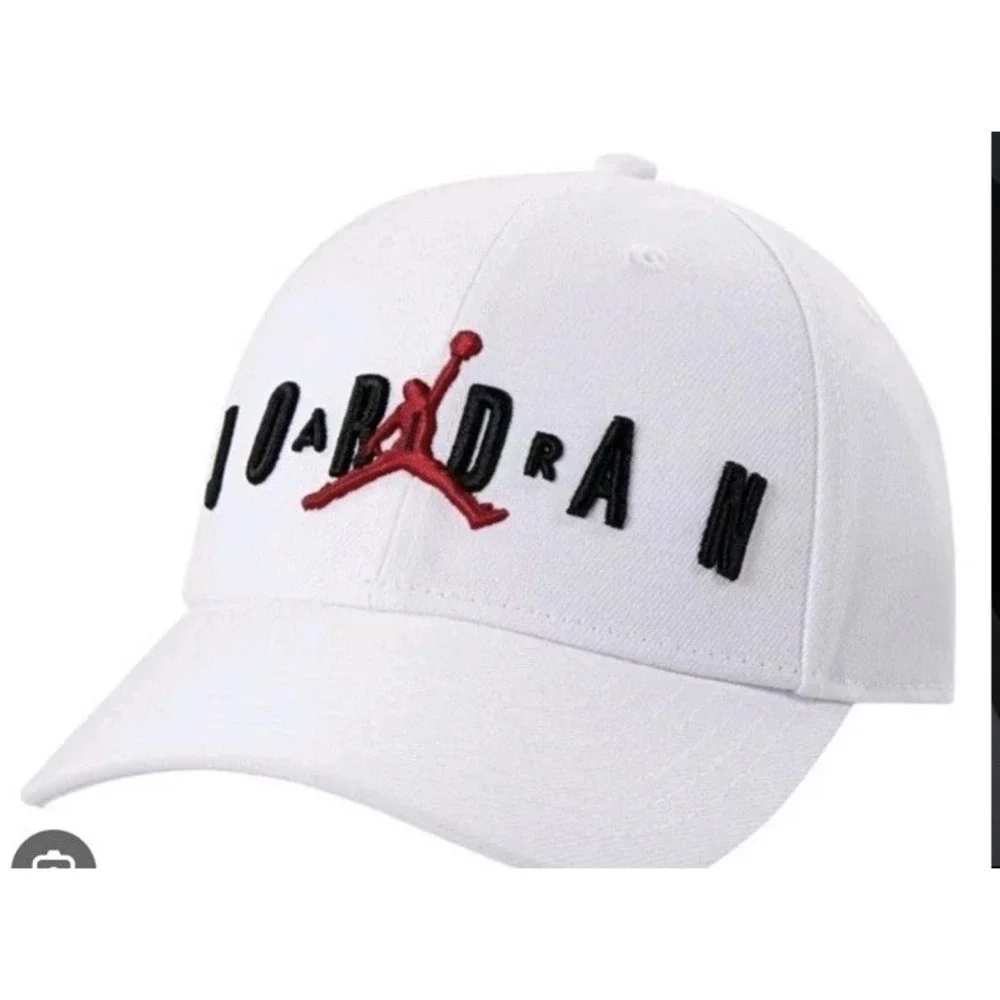 (8)Nike Air Jordan Kids Hat White Snapback Cap Jumpman  Boys Logo Size 8-20
